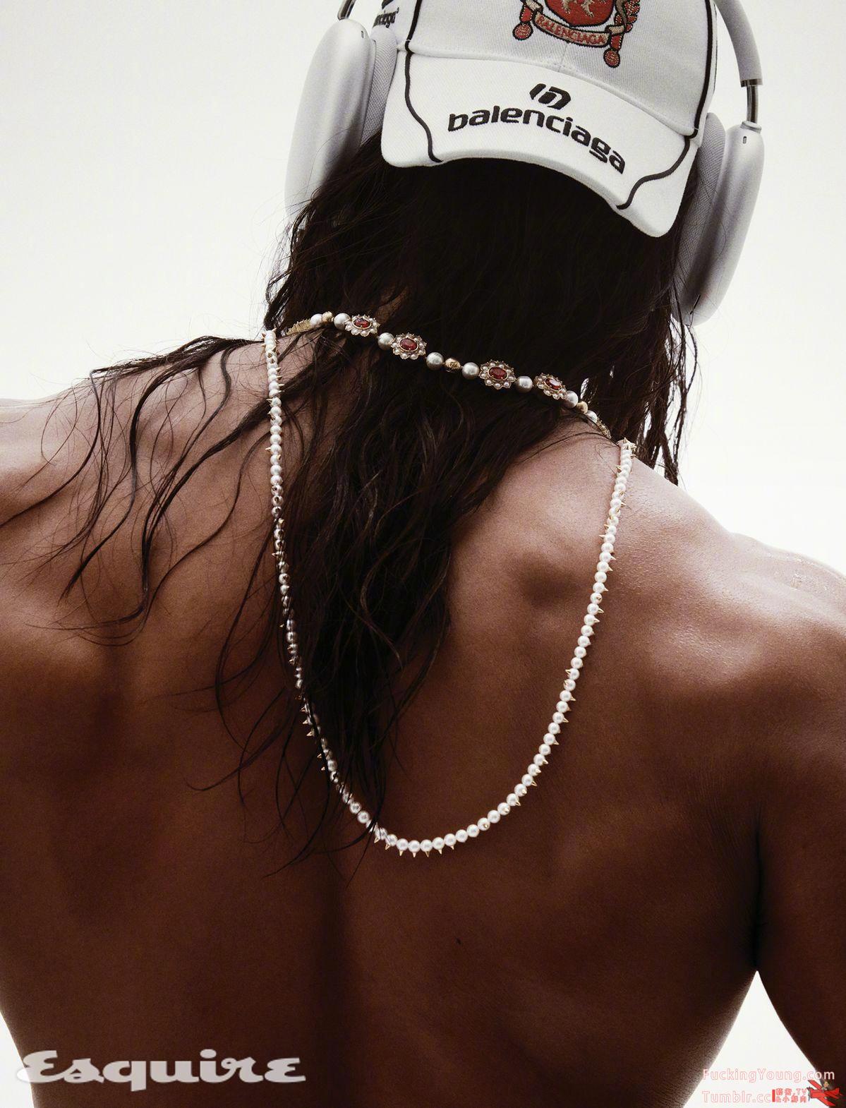 Esquire Korea June 2024 夏日珠宝男孩