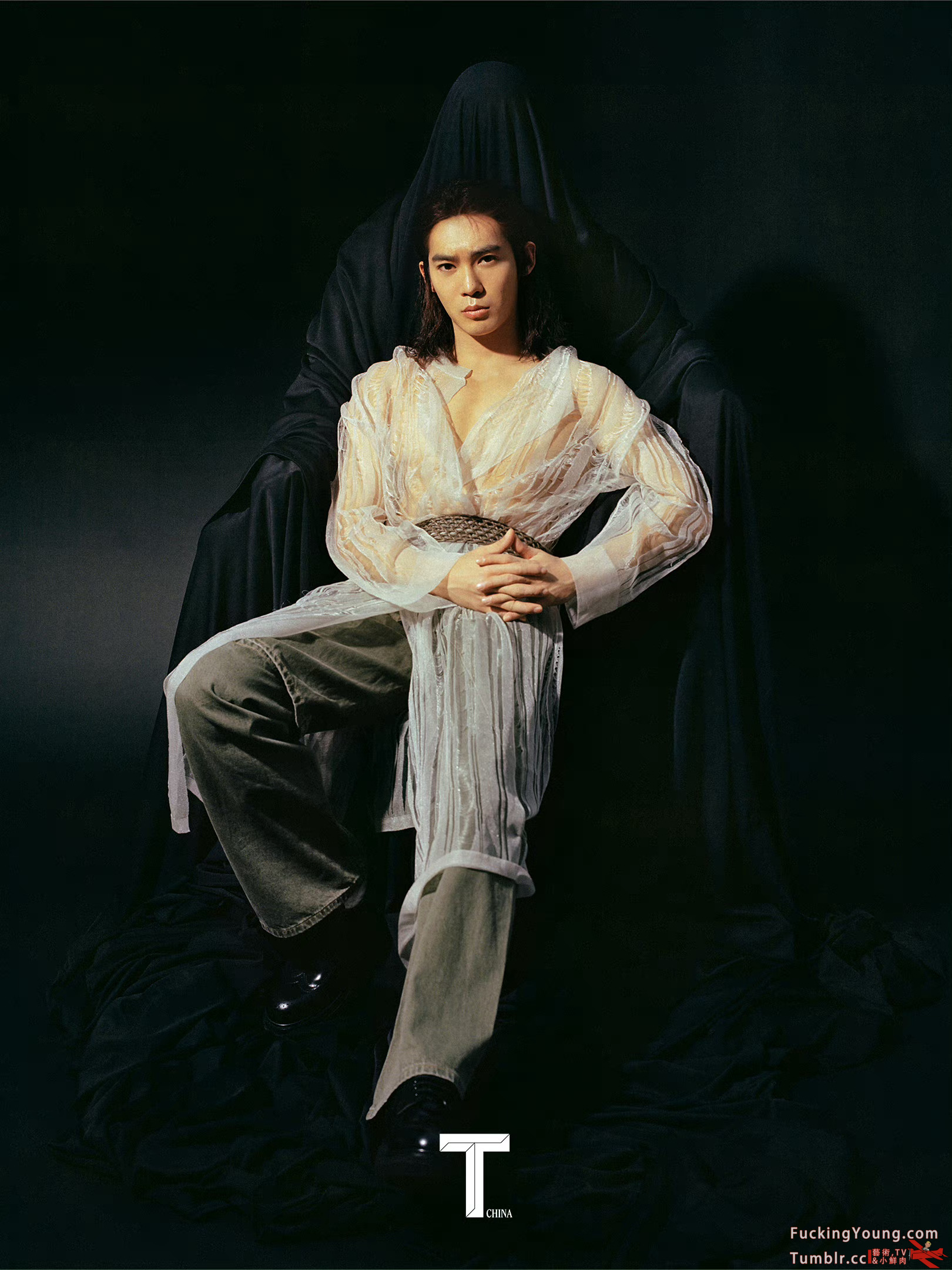 于适 X T Magazine中文版七月刊钻石冠冕亮相！