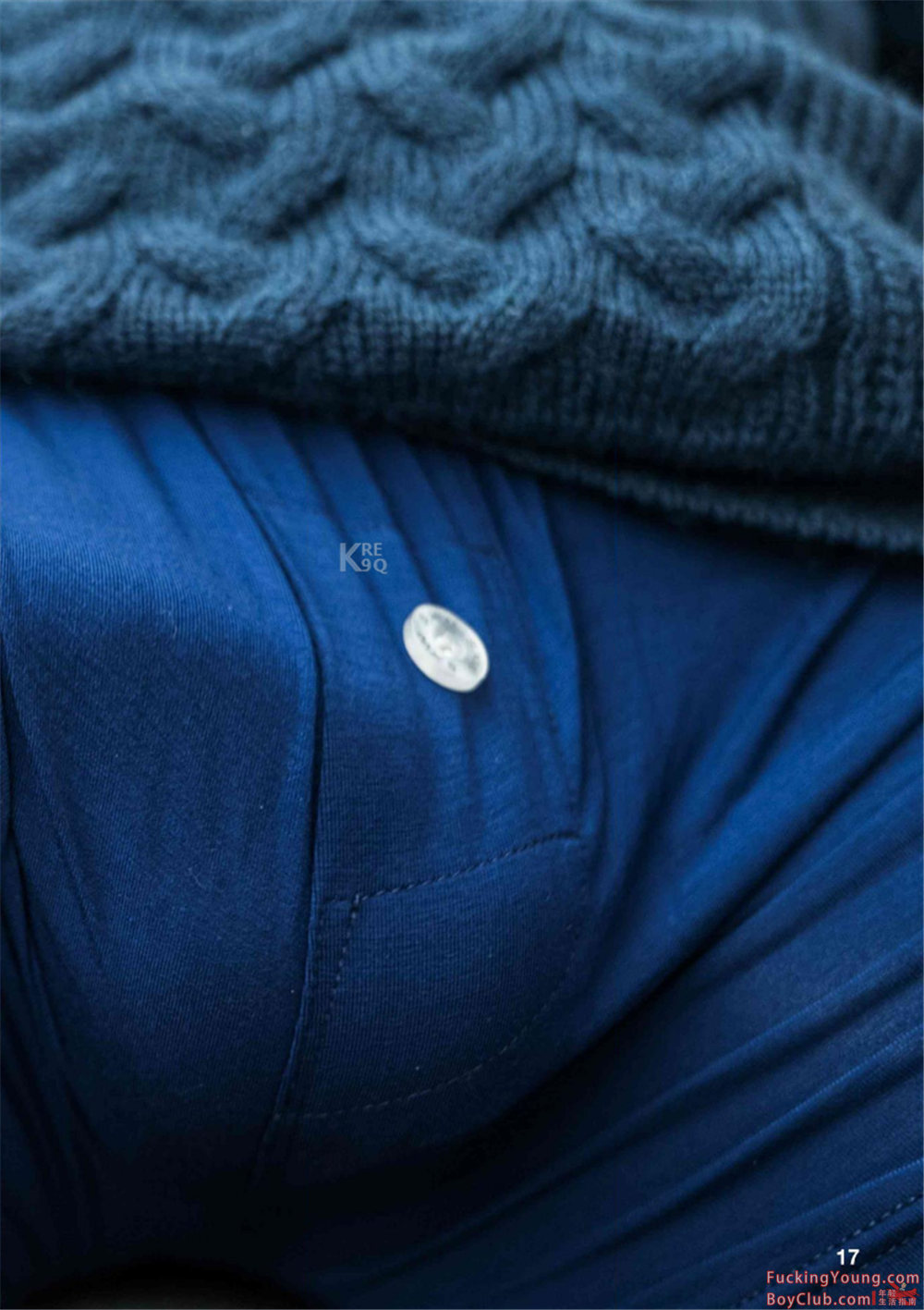 你的超诱胡茬男友已上线！表情丰富，气场强大，身材完美！