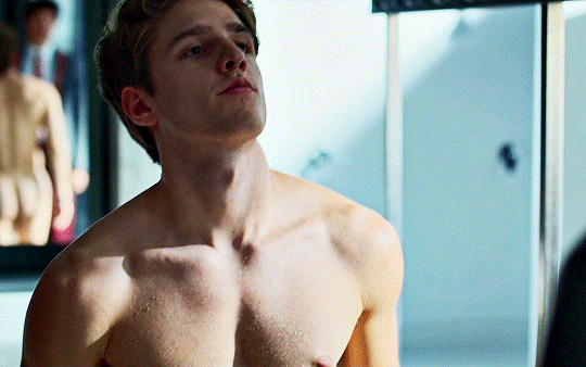 Hot as hell ! 超帅超性感演员Nuno Gallego 性感集册写真来啦!