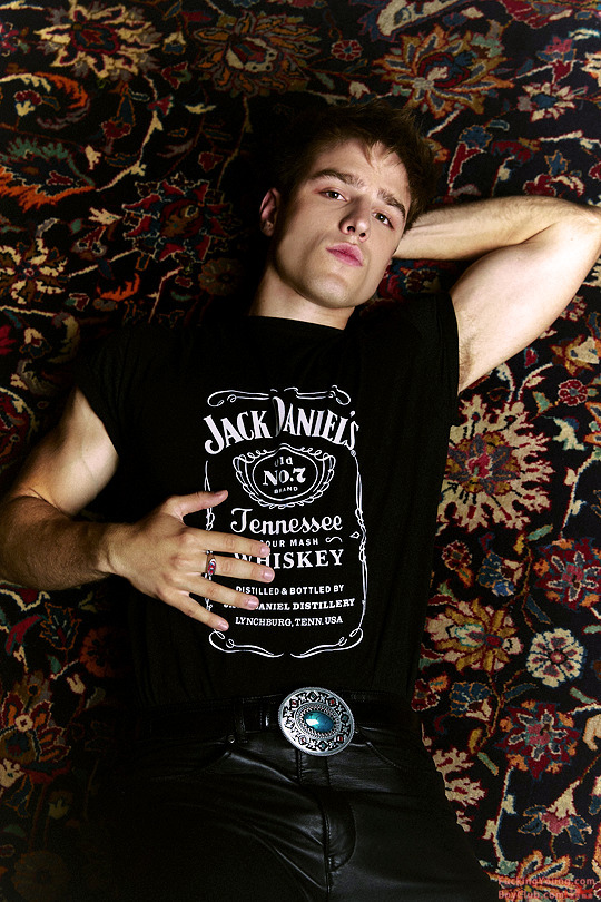 Hot as hell ! 超帅超性感演员Nuno Gallego 性感集册写真来啦!