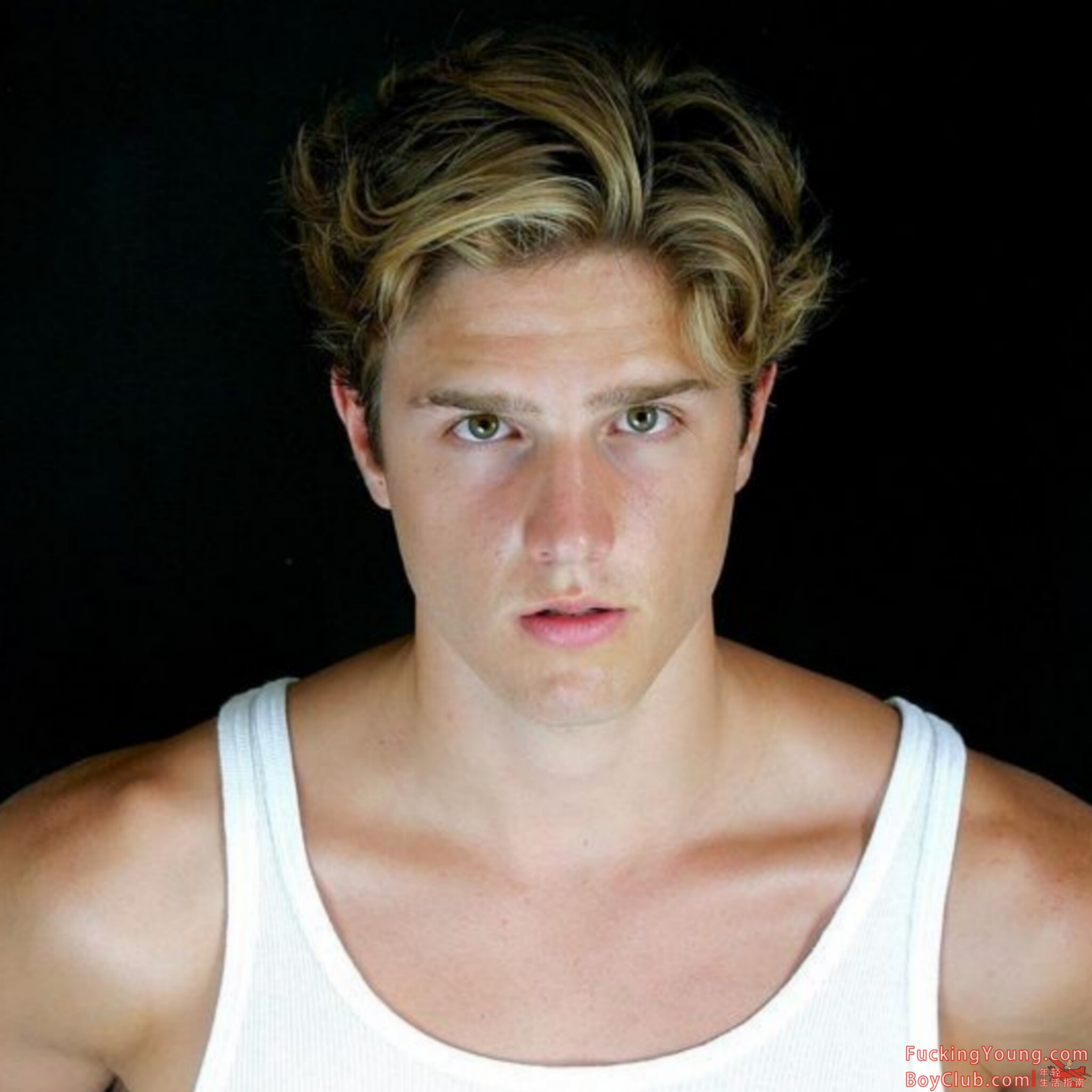 Hot as hell ! 超帅超性感演员Nuno Gallego 性感集册写真来啦!