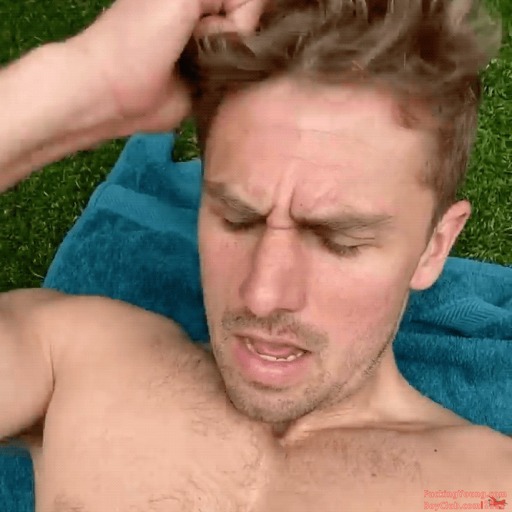 Hot as hell ! 超帅超性感演员Nuno Gallego 性感集册写真来啦!