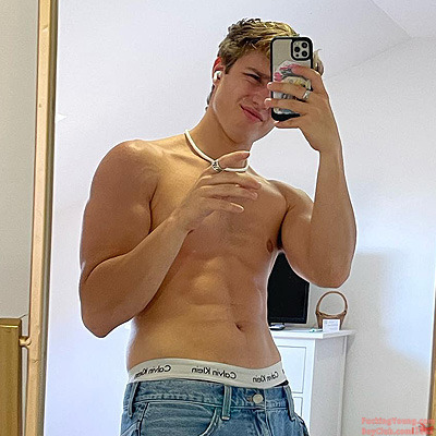 Hot as hell ! 超帅超性感演员Nuno Gallego 性感集册写真来啦!