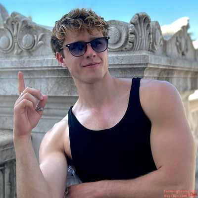 Hot as hell ! 超帅超性感演员Nuno Gallego 性感集册写真来啦!