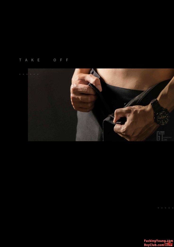 一本超帅の精英白领男的薄肌写真