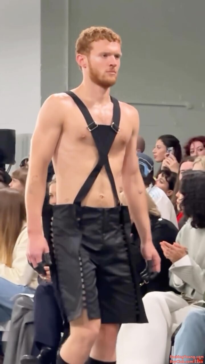 伦敦时装周Olly Shinder SS25 at London Fashion Week!