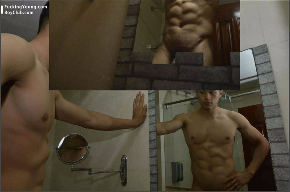 超帅大学生排球队主攻手·首本青涩版写真集