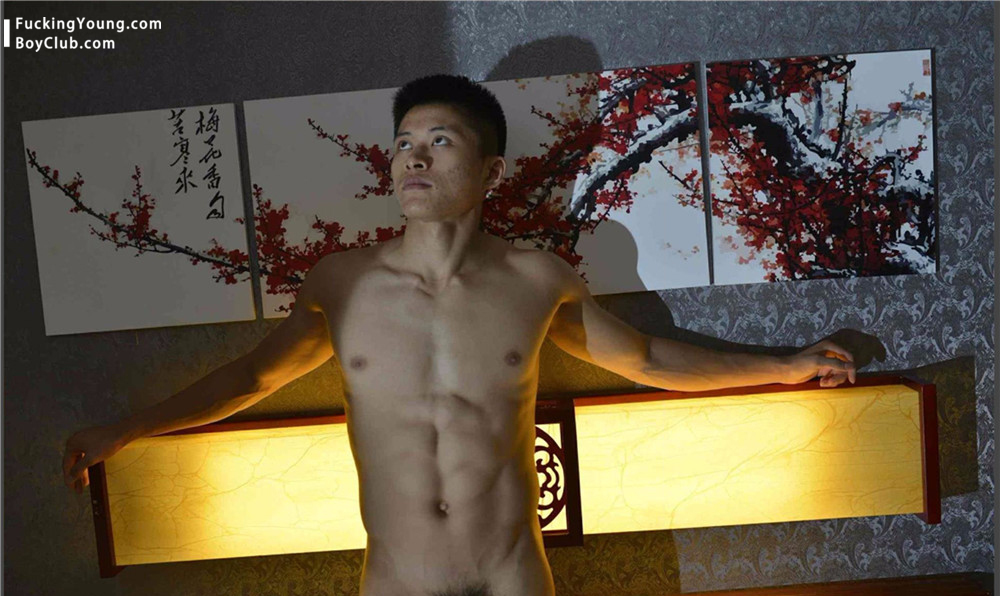 超帅大学生排球队主攻手·首本青涩版写真集