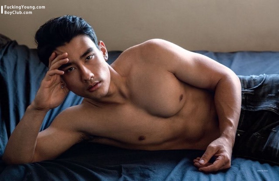 Alex Landi.