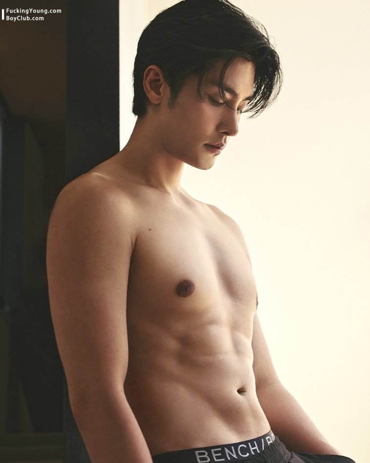 actor sung hoon for bench/body ?