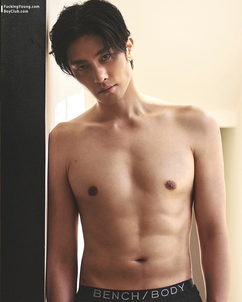 actor sung hoon for bench/body ?